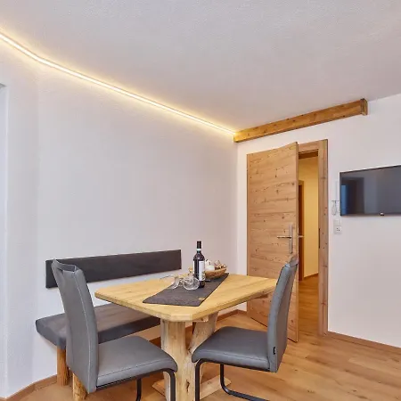 Haus Laterndl Appartement *