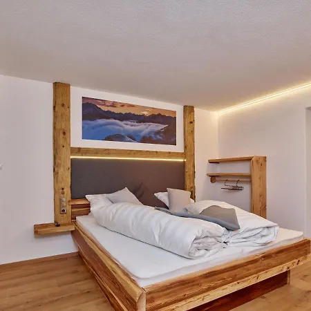 Apartment Haus Laterndl *