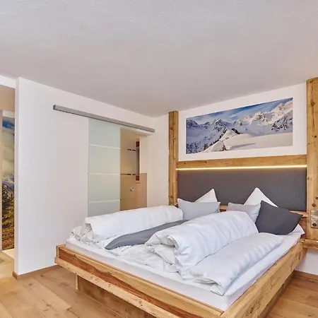 Apartment Haus Laterndl *