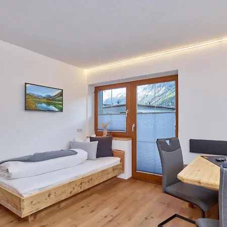 Haus Laterndl لانغنفلد